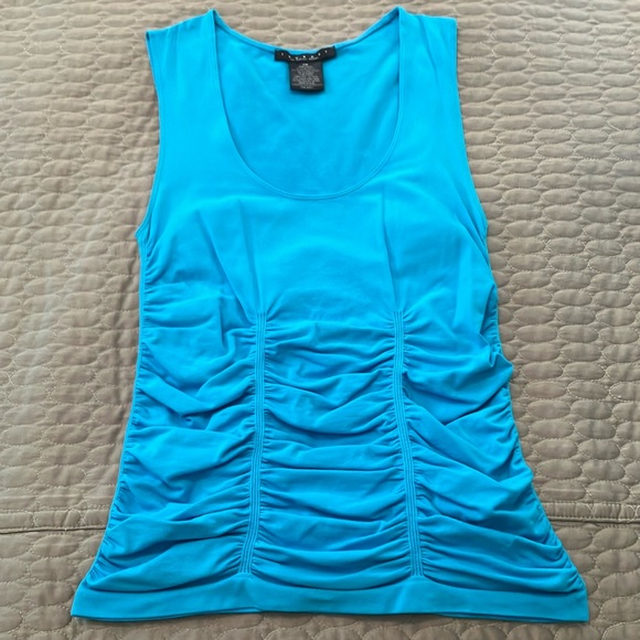 Like new Laundry by Shelli Segal top - Picture 2 of 7